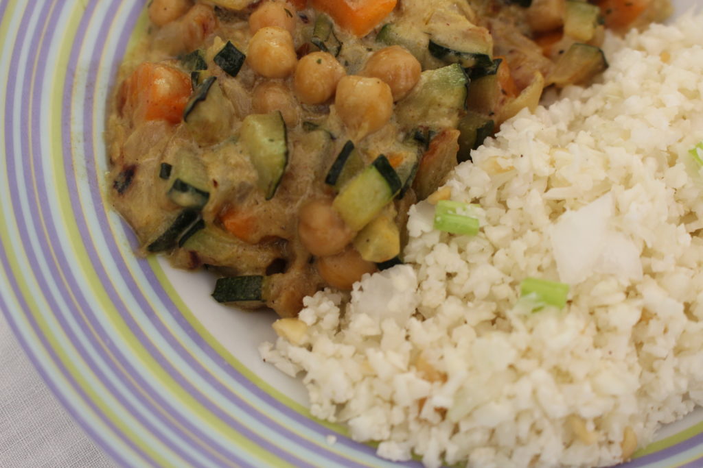 Curry de légume et semoule de choux fleur